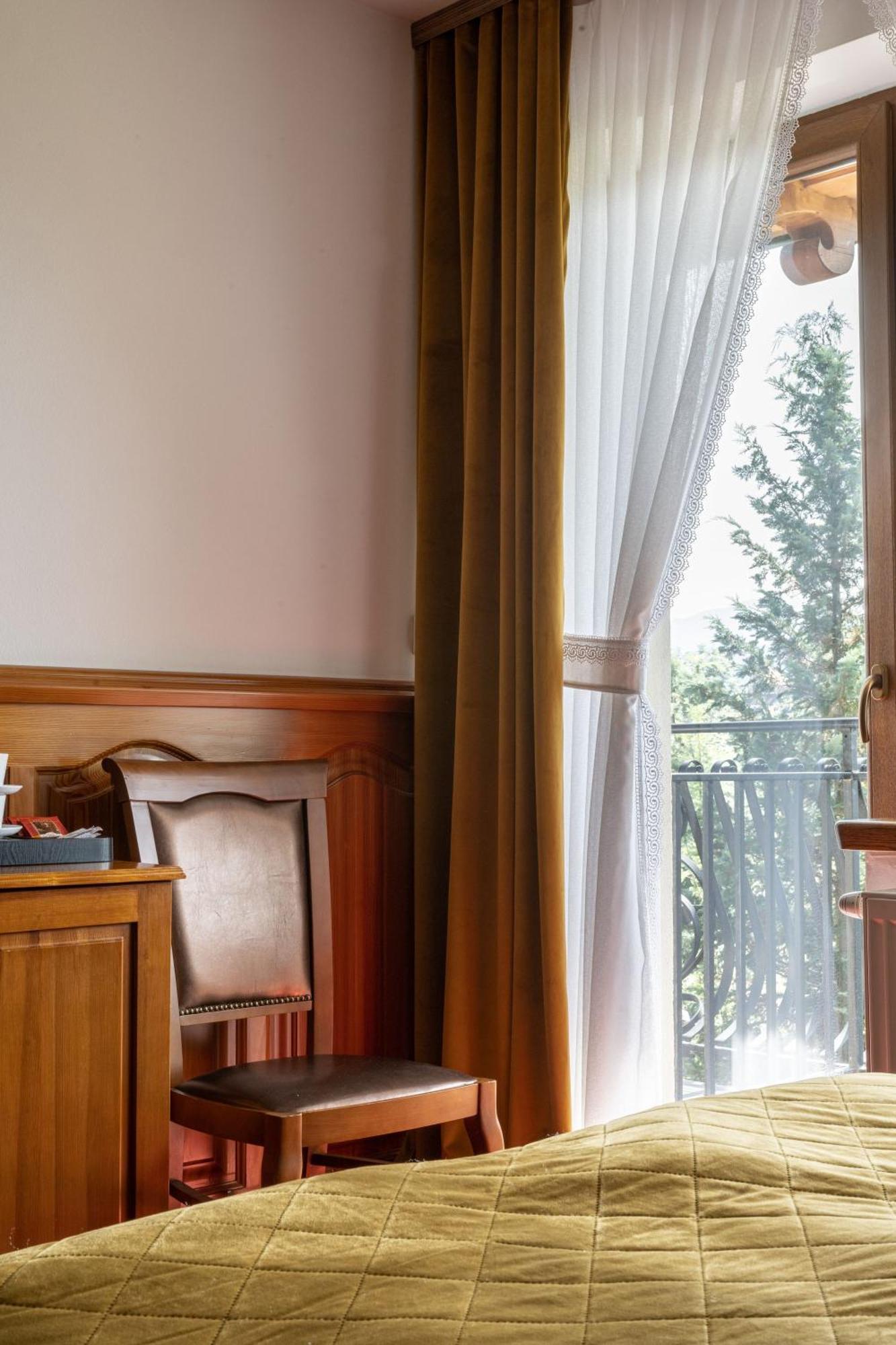 Sadelski Dwor Medical & Spa Murzasichle Esterno foto